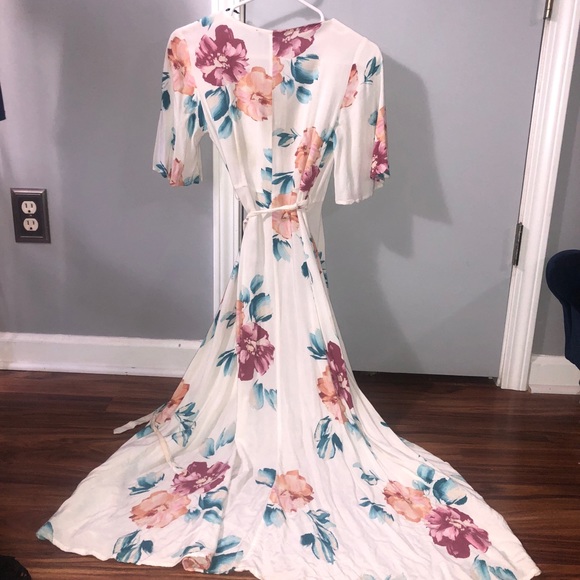 Floral wrap dress - Picture 4 of 4